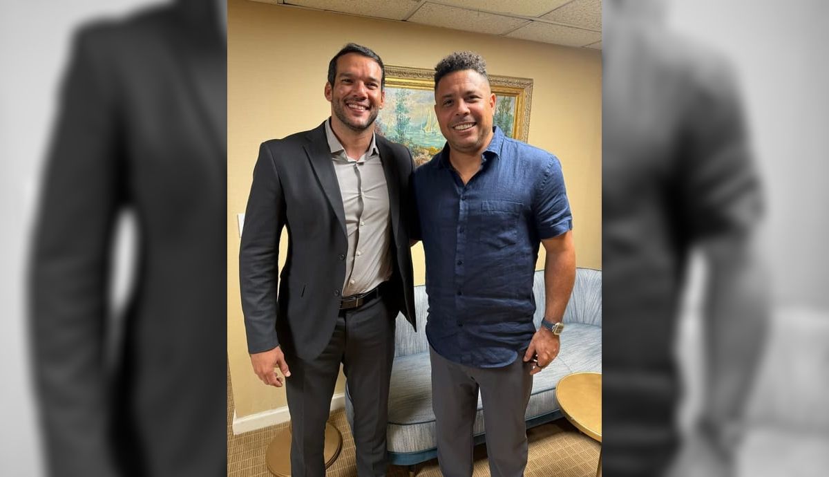 Samir Xaud e Ronaldo se encontram antes da final da Copa do Mundo de Clubes