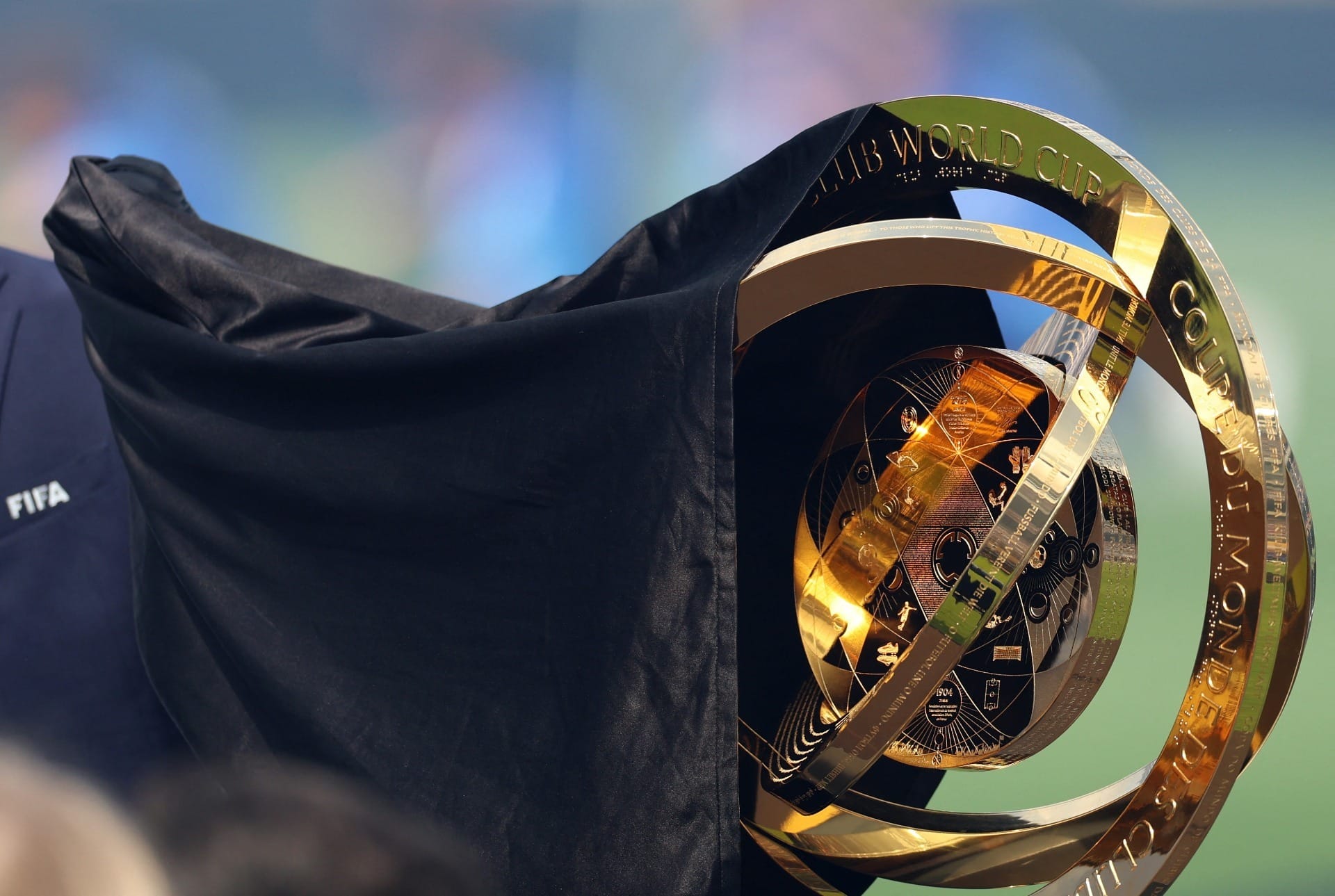 Infantino, astronomia e autoelogios: o que está gravado no troféu que o Chelsea venceu