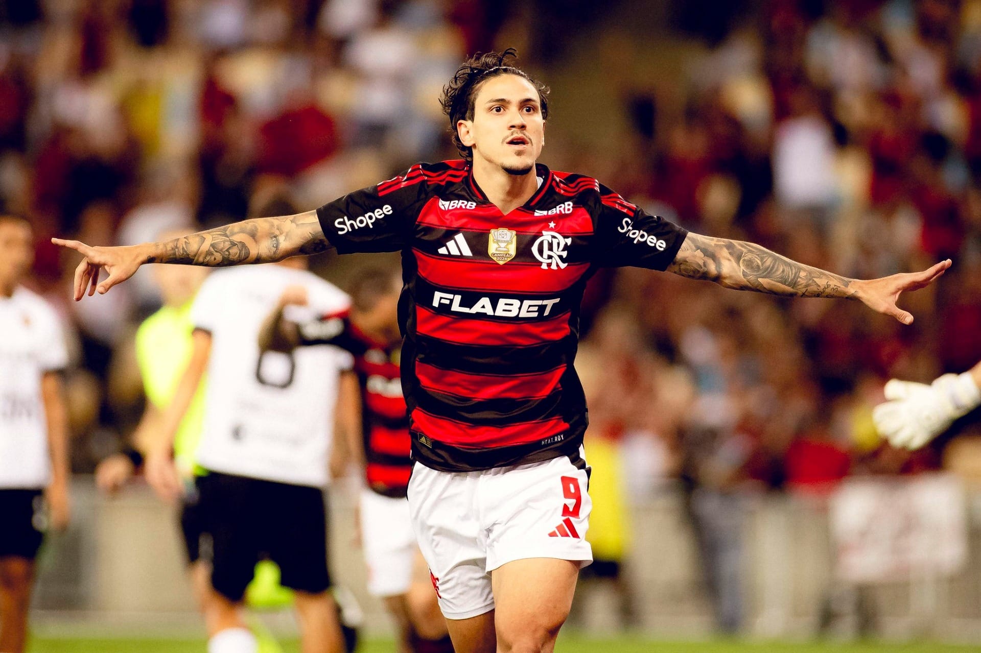 Flamengo: Filipe Luís mantém Pedro fora dos relacionados pelo 2º jogo consecutivo