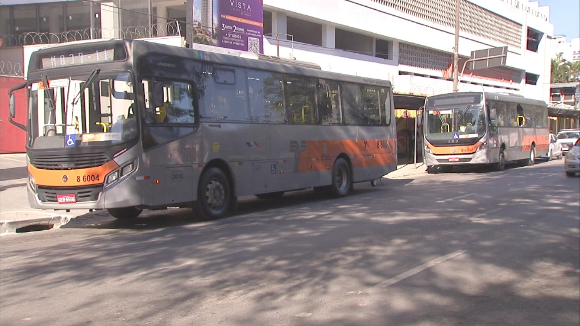 SP registra mais 12 ataques a ônibus nesta terça-feira (15); criança de 10 anos fica ferida