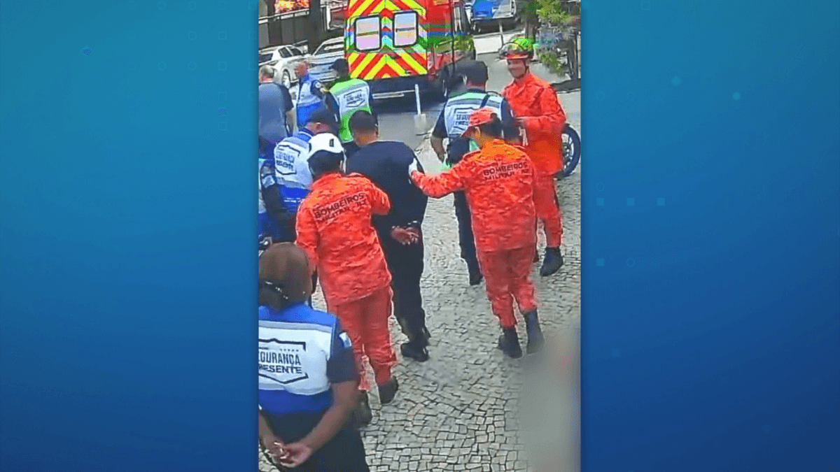 Bandido usa arma falsa para assaltar família e acaba rendido no Rio de Janeiro