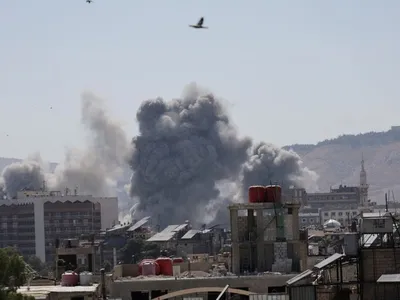 Israel ataca Sul da Síria após minorias entrarem em conflito e governo local enviar tropas