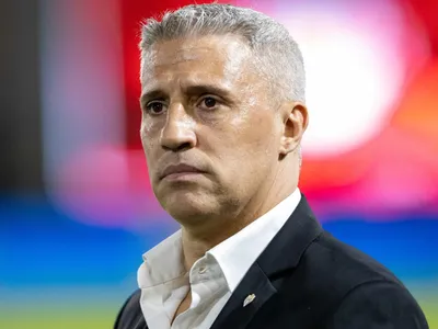 São Paulo admite preocupação com Z-4 e blinda Lucas antes de clássico com Corinthians