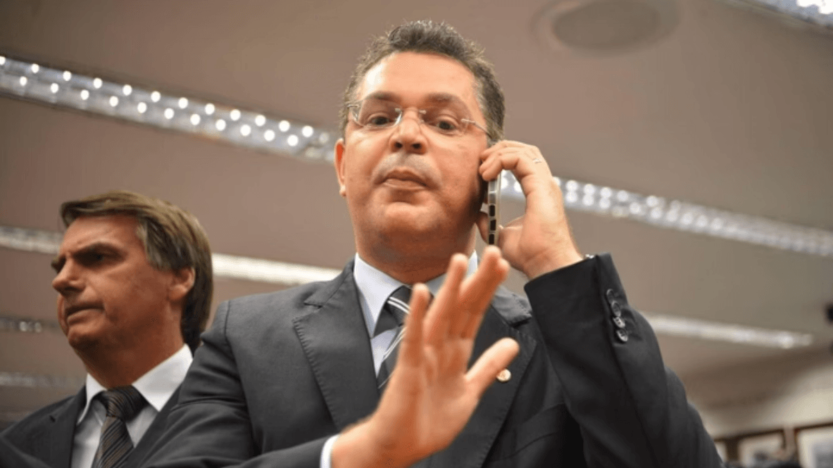 Líder do PL na Câmara critica operação da PF contra Bolsonaro: ‘Não é justiça, é censura’