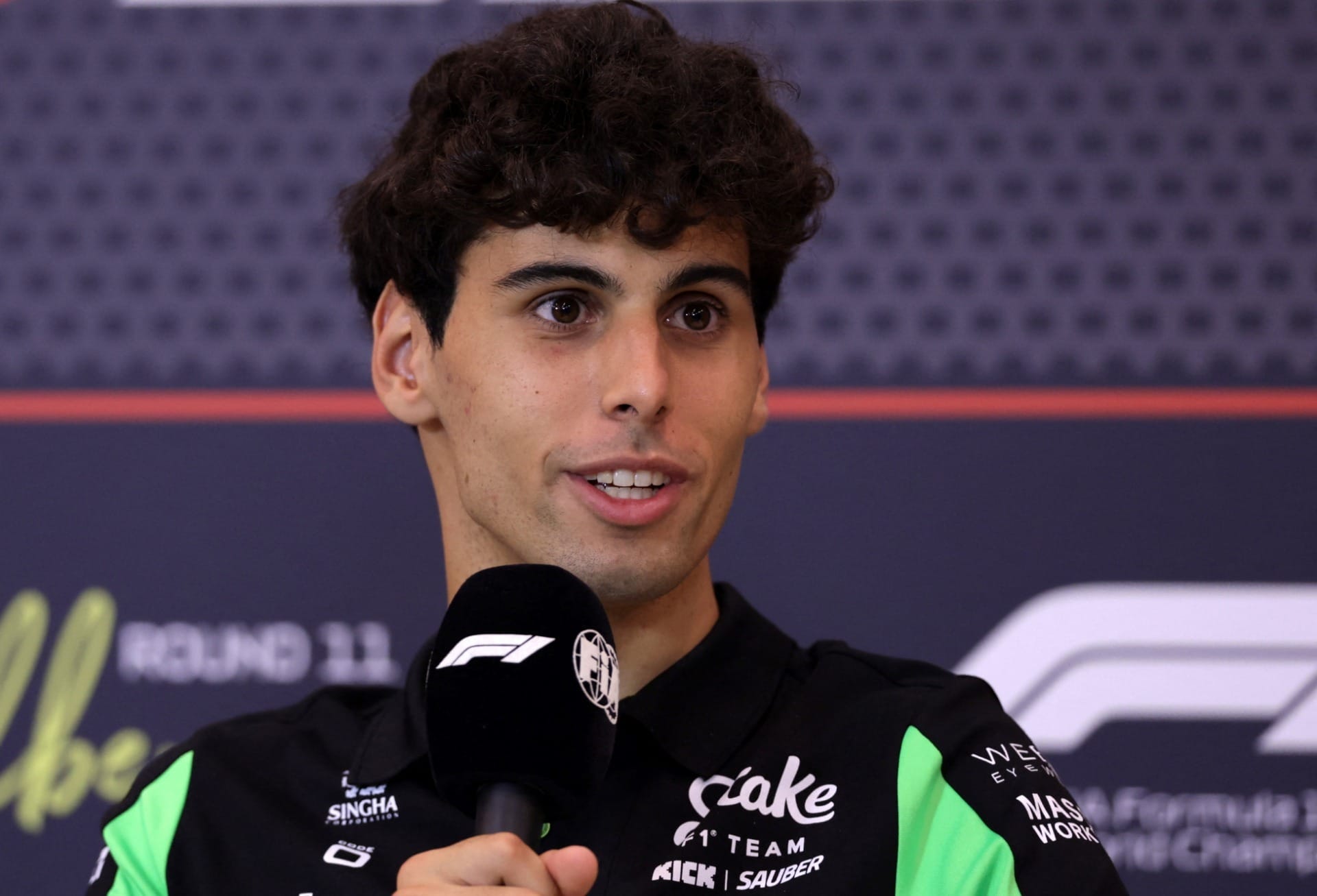 Bortoleto destaca sequência de bons resultados da Sauber: "Carro para lutar por oportunidades"
