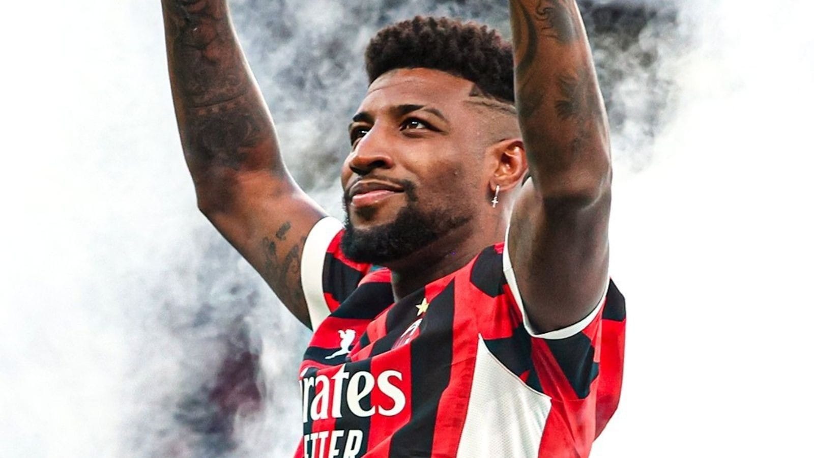 Reforço do Flamengo, Emerson Royal chegará ao Brasil neste sábado para assinar contrato