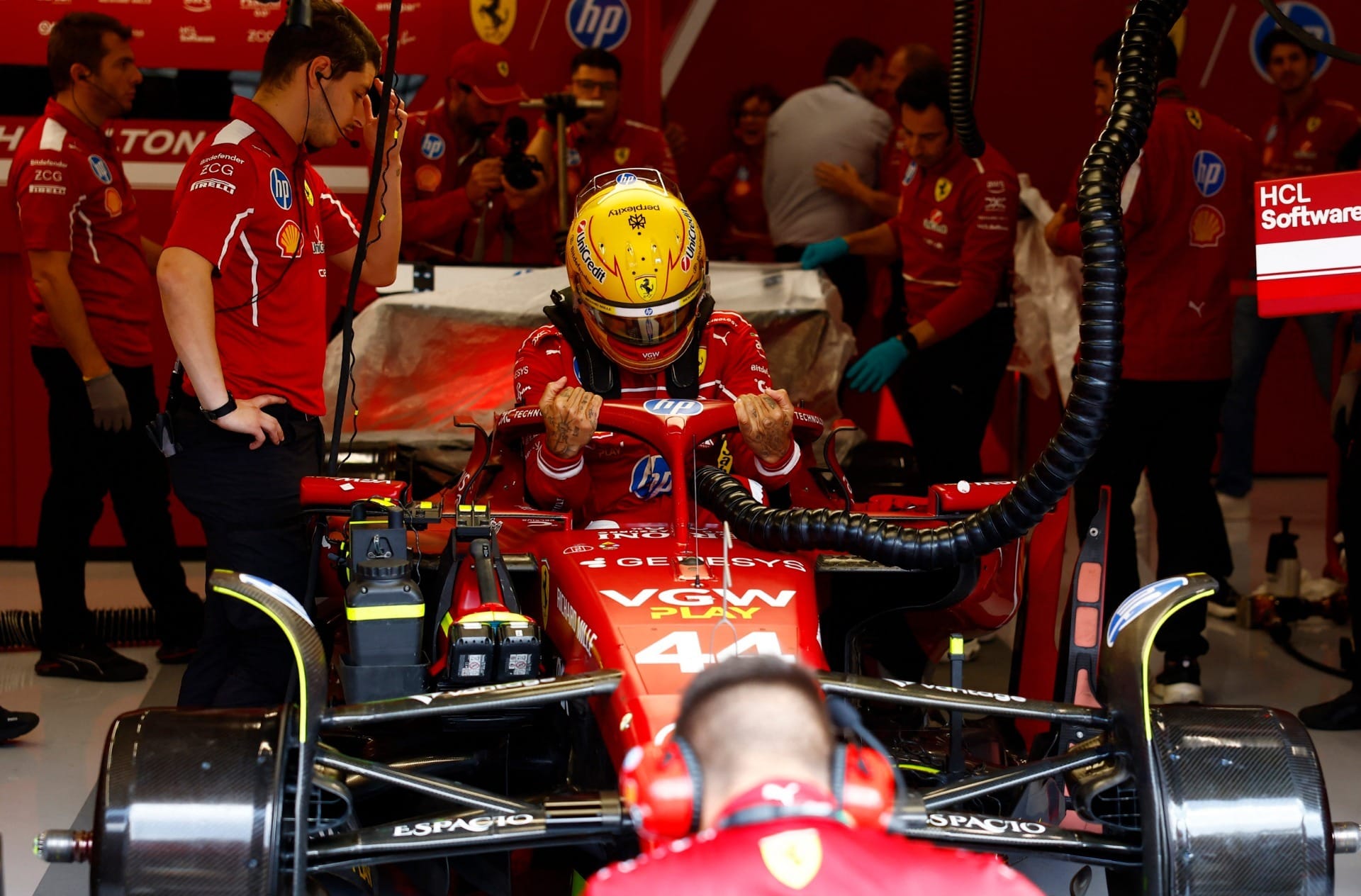 Erro inédito tira Hamilton do Q2 e deixa heptacampeão sem palavras na Bélgica