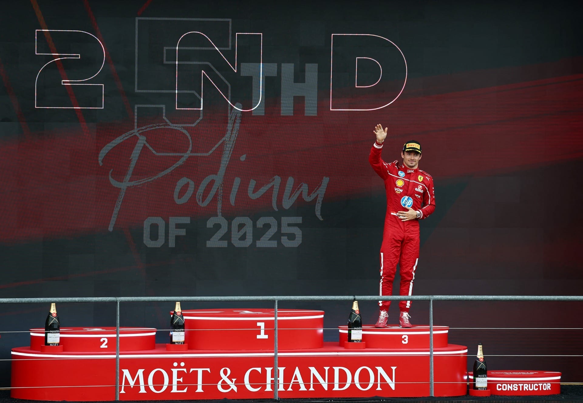 Leclerc valoriza disputa com Verstappen no GP da Bélgica: 'Lutei com o que conheço dele'