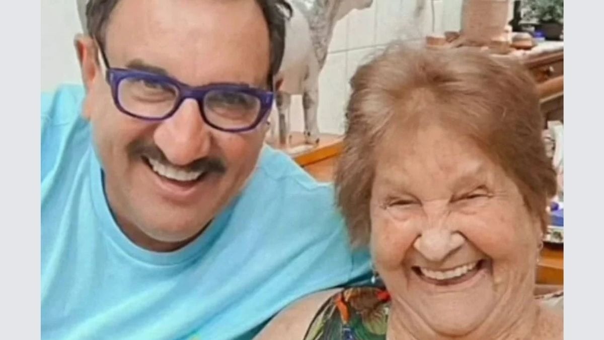 Ratinho agradece apoio após morte da mãe: 'Parte de mim se vai com ela'