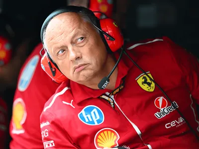 Chefe de equipe da Ferrari lamenta GP de São Paulo "muito complicado"
