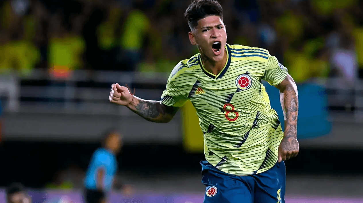 Jorge Carrascal desembarca no Rio nesta quarta para reforçar o meio campo do Flamengo