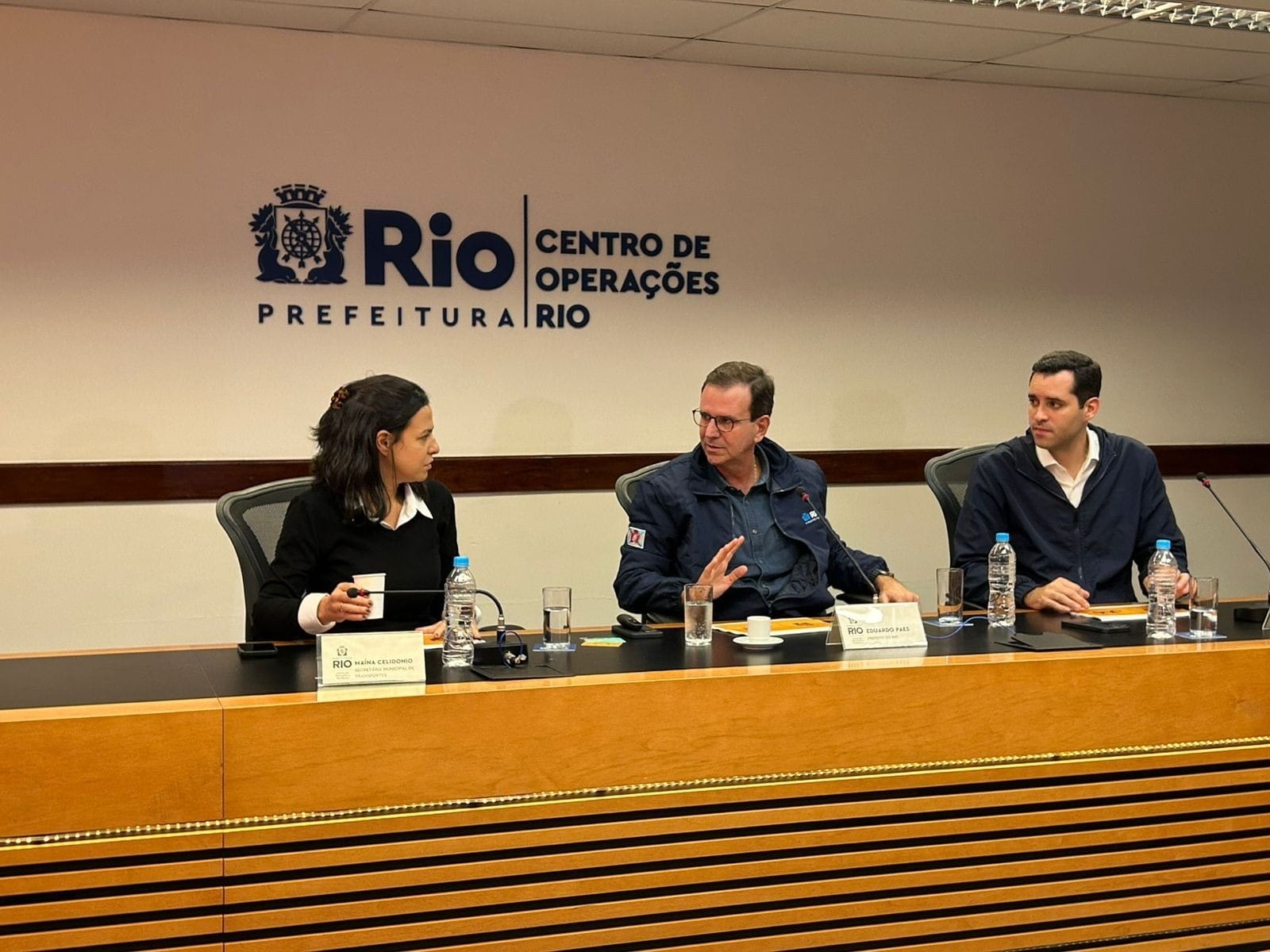 Paes cobra empresas por cadastro de funcionários no Jaé, novo vale-transporte do Rio