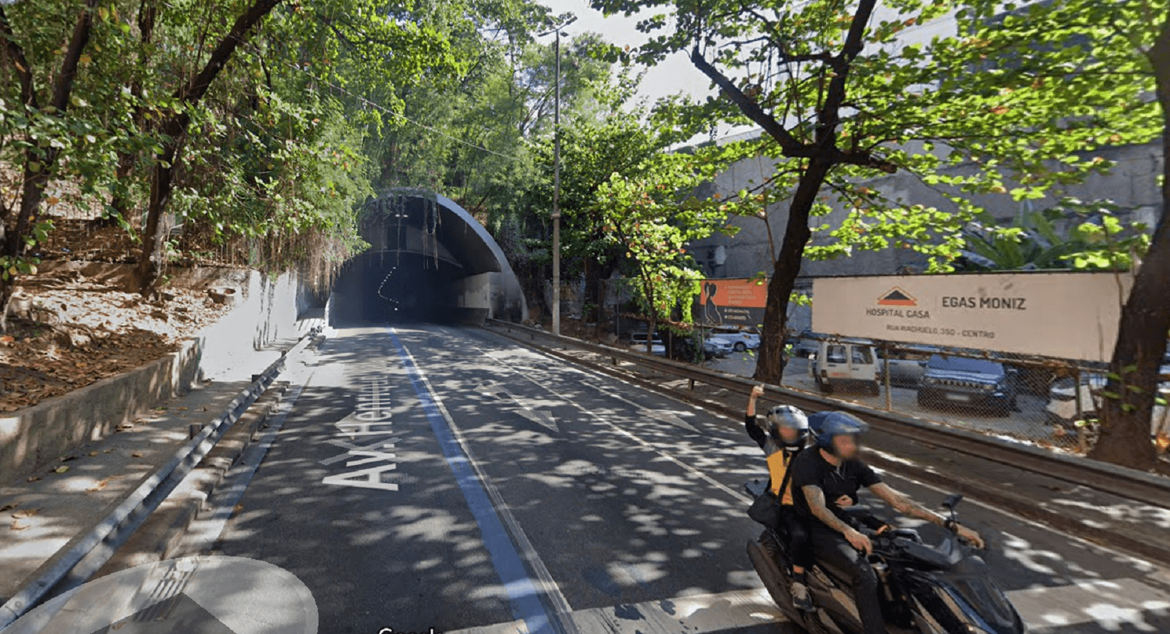 Conservação autoriza licitação de R$ 1,4 milhão para novo corrimão no Túnel Martim de Sá