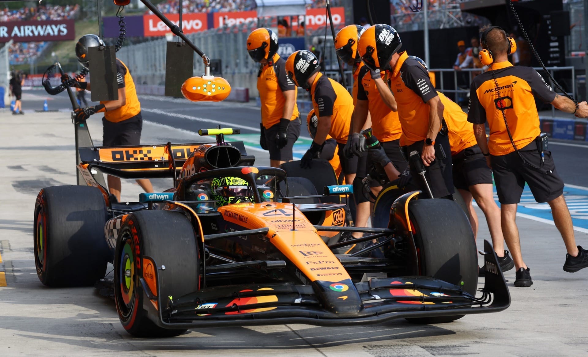 Norris puxa dobradinha da McLaren em TL2 para o GP da Hungria; Bortoleto é 17º