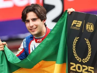 Rafael Câmara é campeão da Fórmula 3