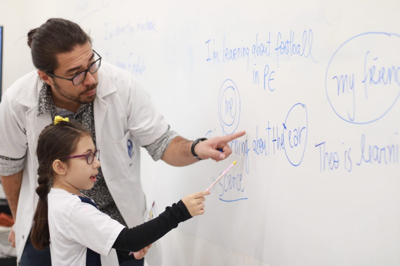Entenda diferenças entre entrevista de emprego no Brasil e nos EUA