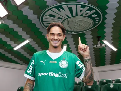 Khellven, lateral-direito, é registrado no BID e tem data para poder estrear pelo Palmeiras