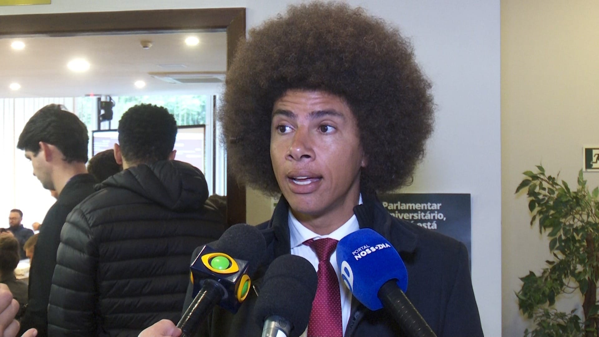 “Nem vítima, nem algoz”: deputado Renato Freitas se manifesta após briga
