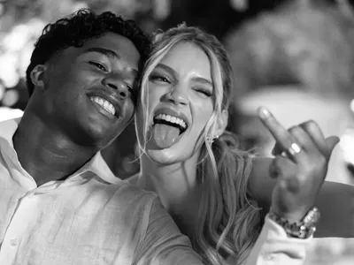 Esposa de Endrick nega ciúmes, mas confessa ter Instagram dele no celular