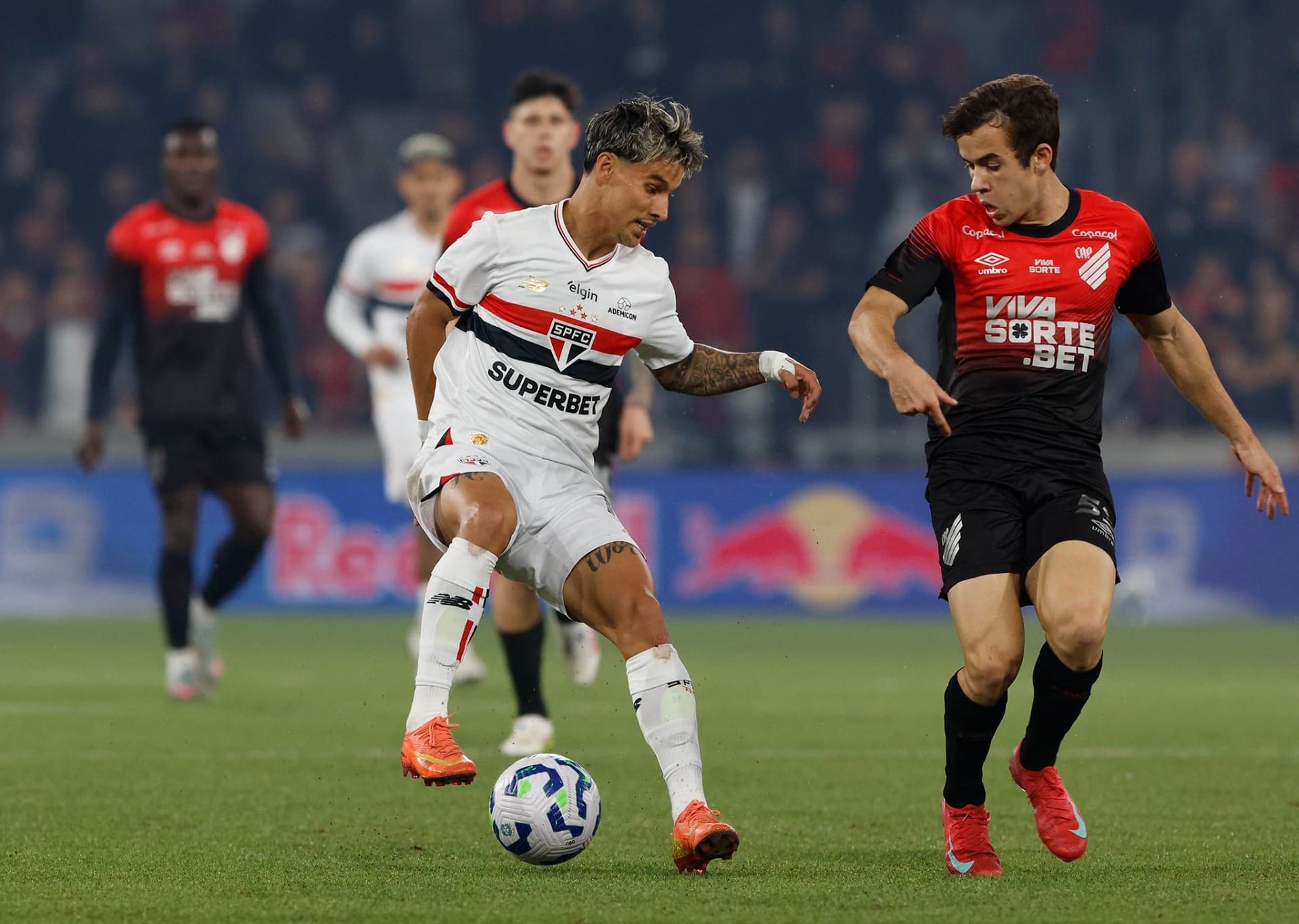 Souza vê erro contra o São Paulo e critica Jandrei após eliminação na Copa do Brasil