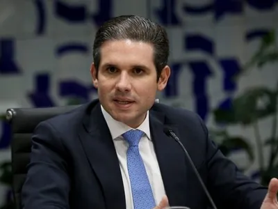 Soberania do Brasil não pode estar em xeque, diz Motta com decisão dos EUA