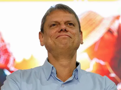 Aprovação de Tarcísio é de 66%, e desaprovação chega a 30,3%, diz Paraná Pesquisas