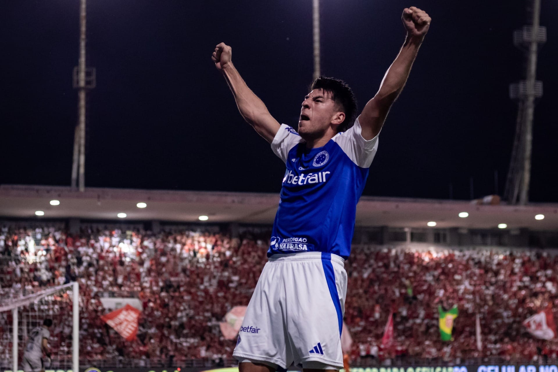 Cruzeiro e Vasco garantem vaga para as quartas de final da Copa do Brasil