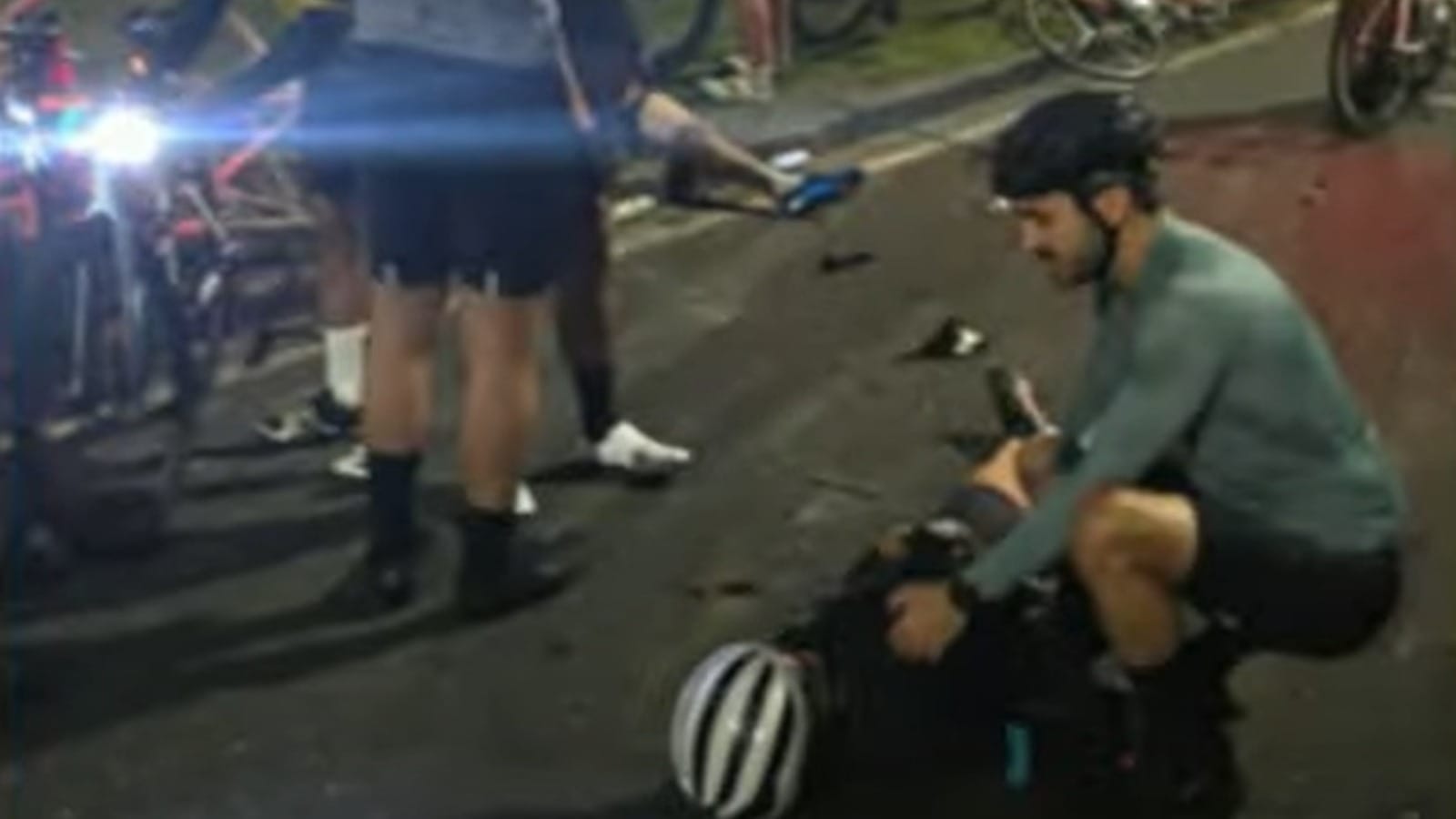 Motorista sem habilitação é preso no Rio de Janeiro após atropelar ciclistas e fugir