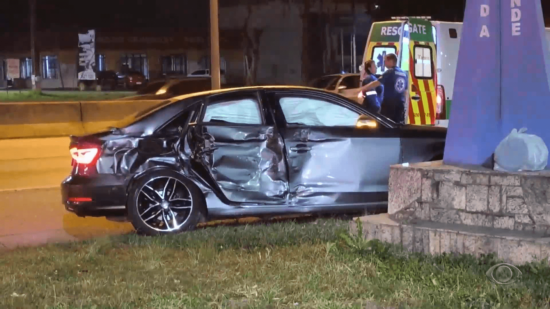 Mãe e filho morrem após carro ser atingido por caminhão na BR-116, em Fazenda Rio Grande