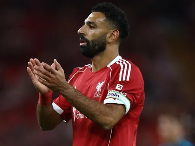 Dirigentes sauditas querem definir contratação de Salah antes da Copa 2026