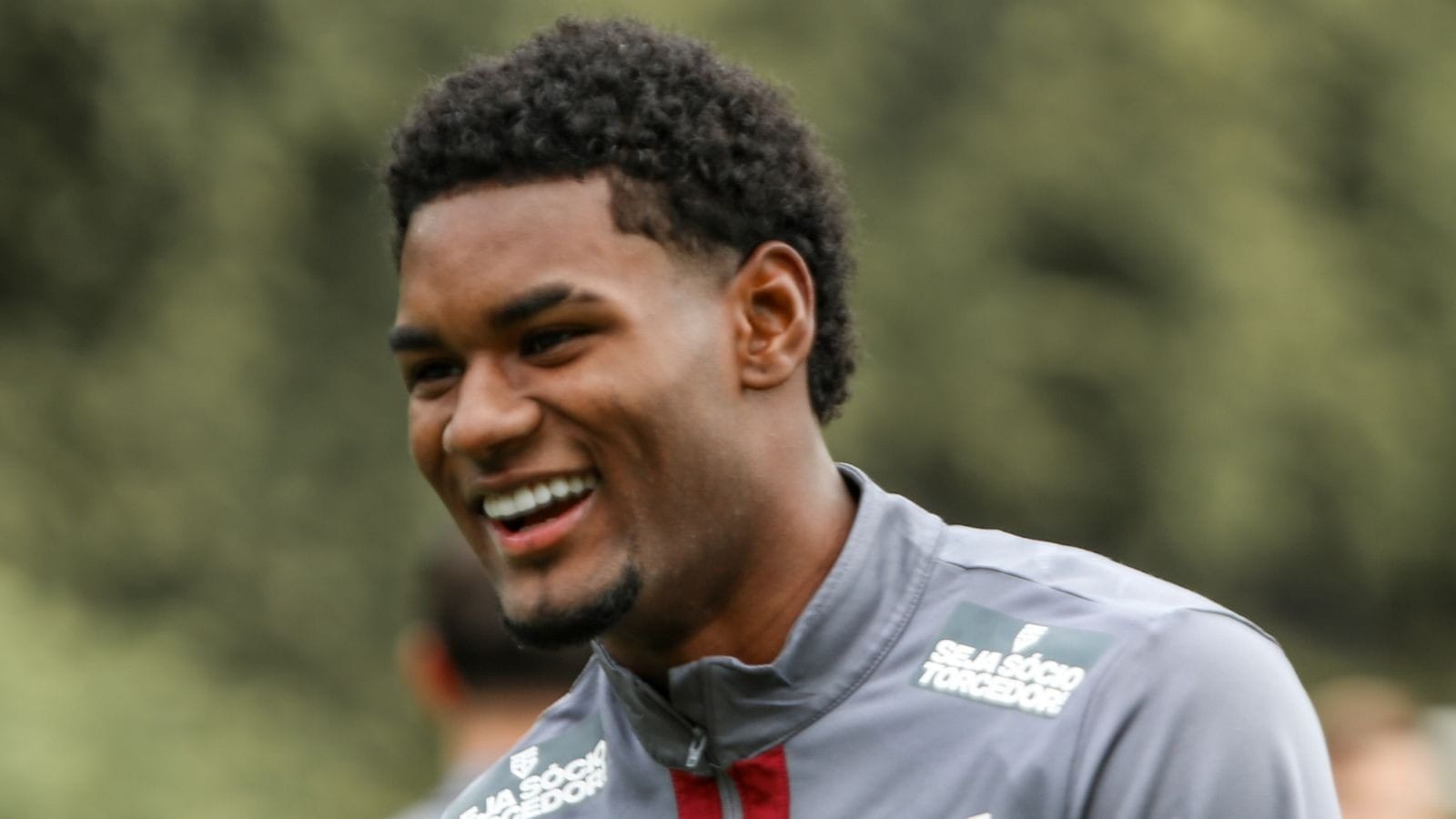 São Paulo encaminha venda do atacante Lucas Ferreira ao Shakhtar Donetsk; veja valores