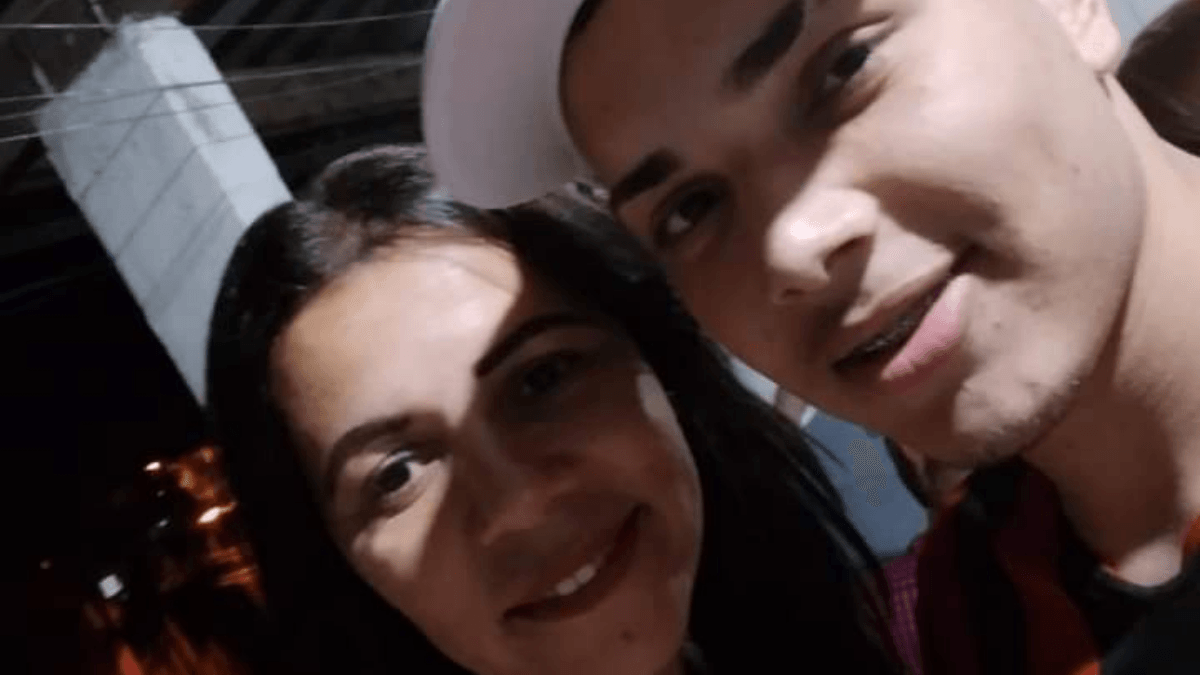 Homem abandona esposa e filho recém-nascido para morar com a vizinha