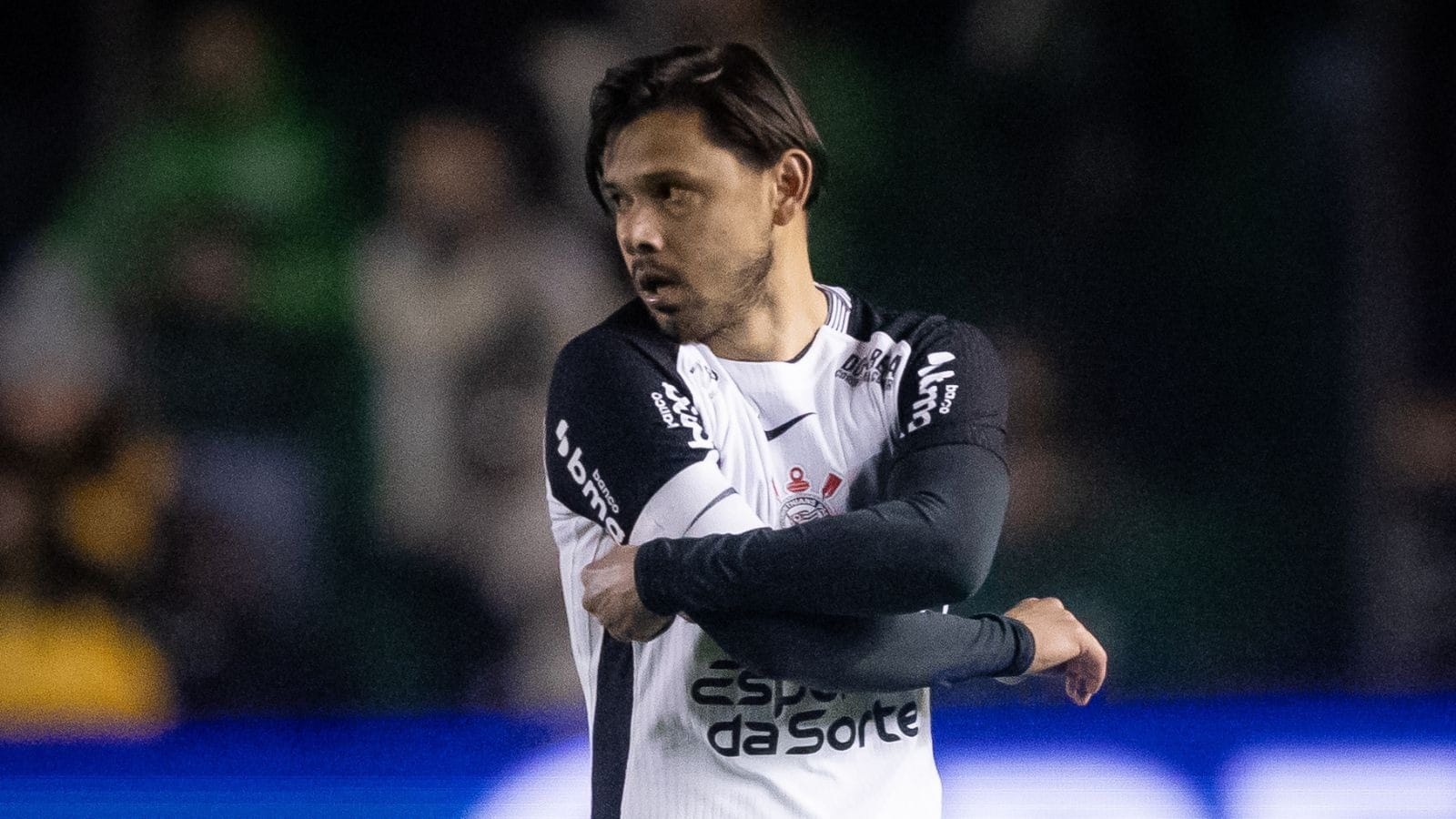 Neto critica queda de rendimento do Corinthians e vê "preguiça" contra o Juventude