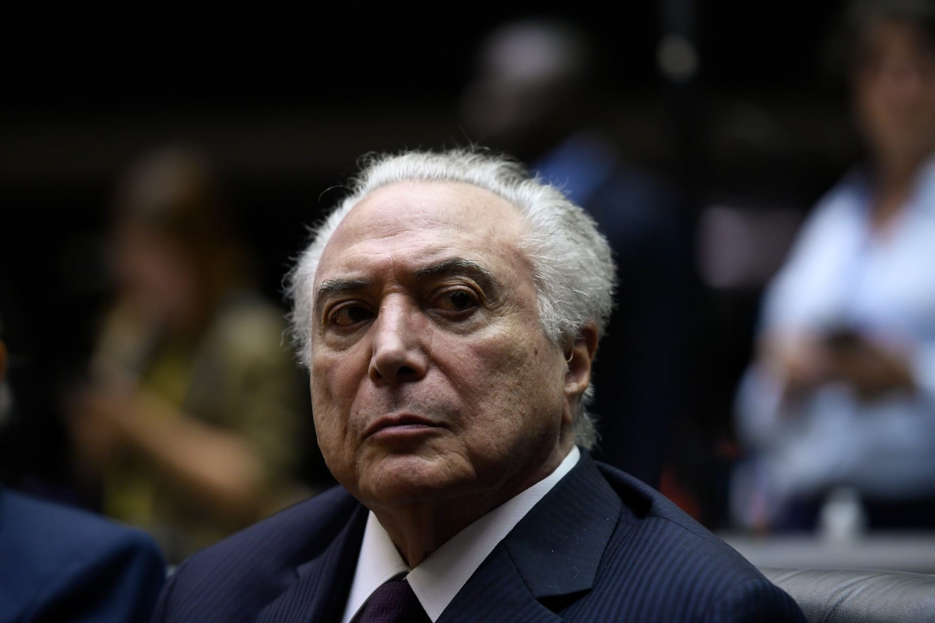Michel Temer diz que mudança do foro privilegiado requer diálogo com STF