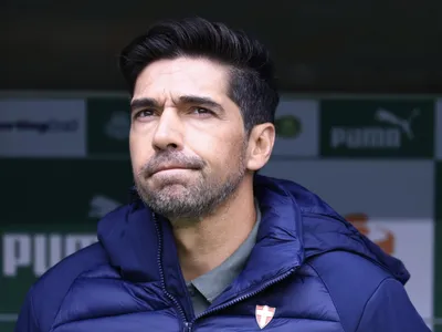 "Abel Ferreira reflete a escola portuguesa, mas passa do limite", diz Luxemburgo