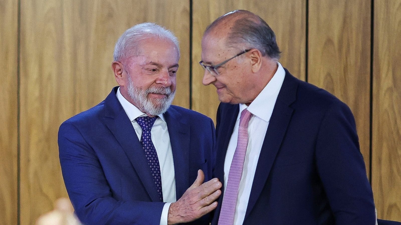 Tarifaço: como a ajuda do governo chegará às empresas exportadoras?