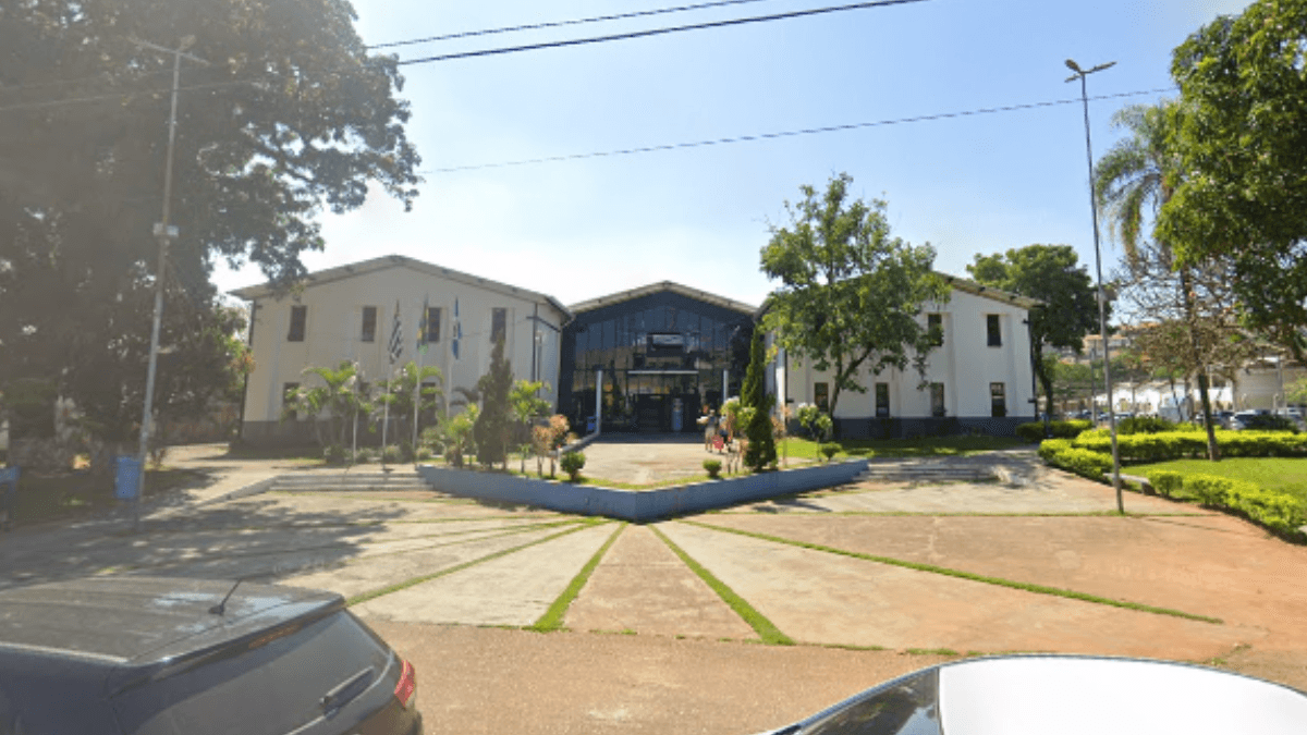 Tribunal de Contas investiga suposta irregularidade na aquisição de uniformes por Votorantim