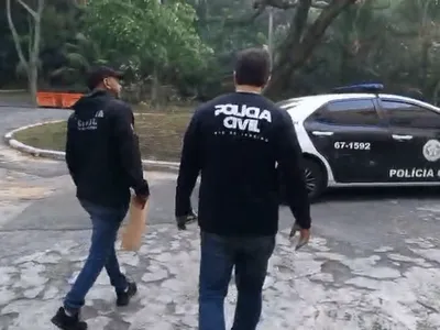 Polícia Civil do Rio faz operação contra venda ilegal de anabolizantes enviados pelos Correios
