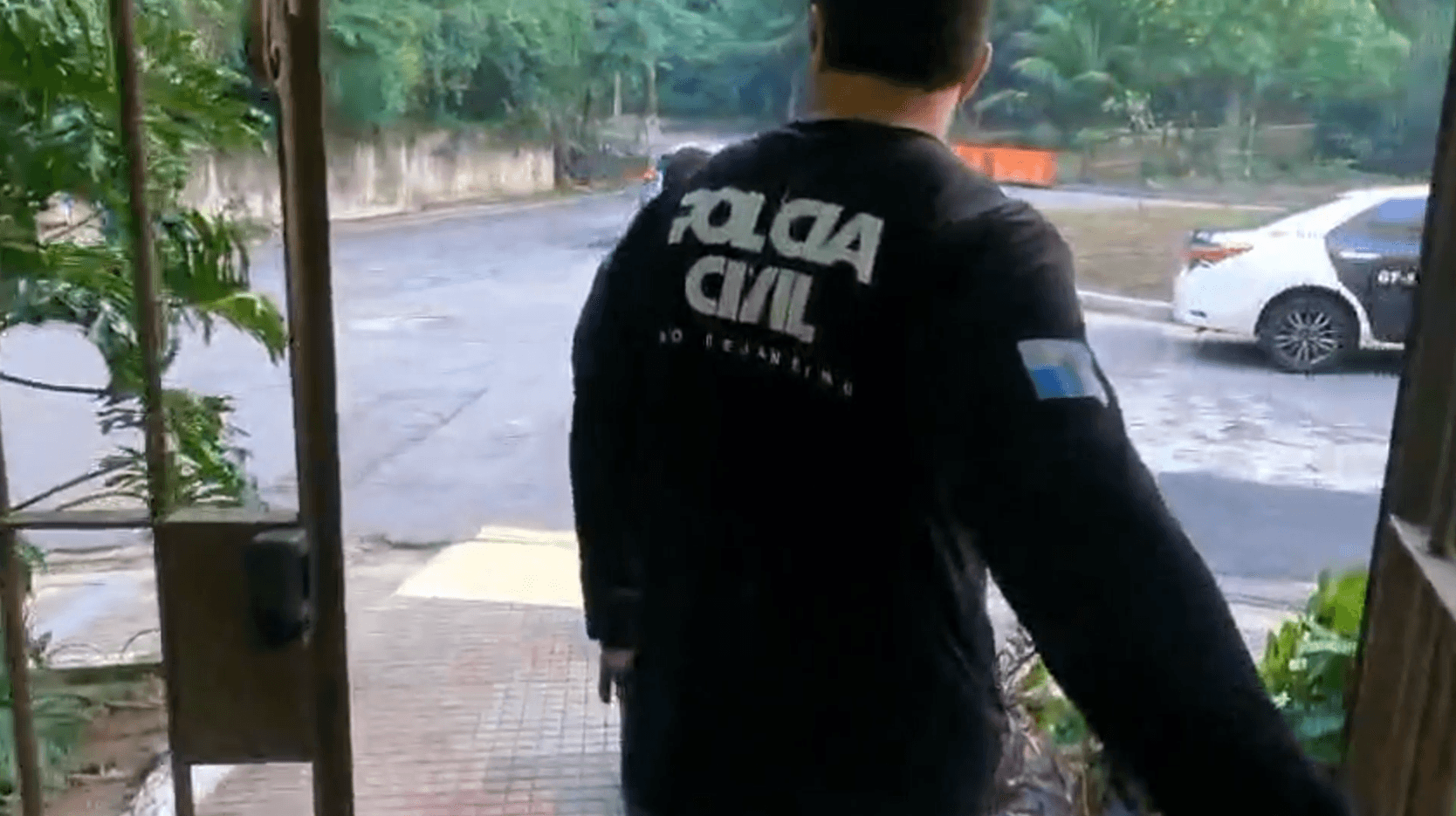 Homem é preso por vender anabolizantes ilegais enviados pelos Correios