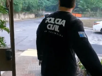 Homem é preso por vender anabolizantes ilegais enviados pelos Correios