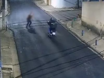 Homem é baleado após ser vítima de roubo de aliança em Osasco (SP)