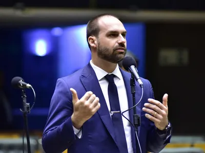 STF condena Eduardo Bolsonaro por unanimidade; veja os votos dos ministros