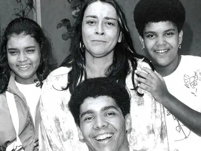 Gil celebra os 78 anos de Drão e revela fotos históricas da mãe de Preta, Pedro e Maria