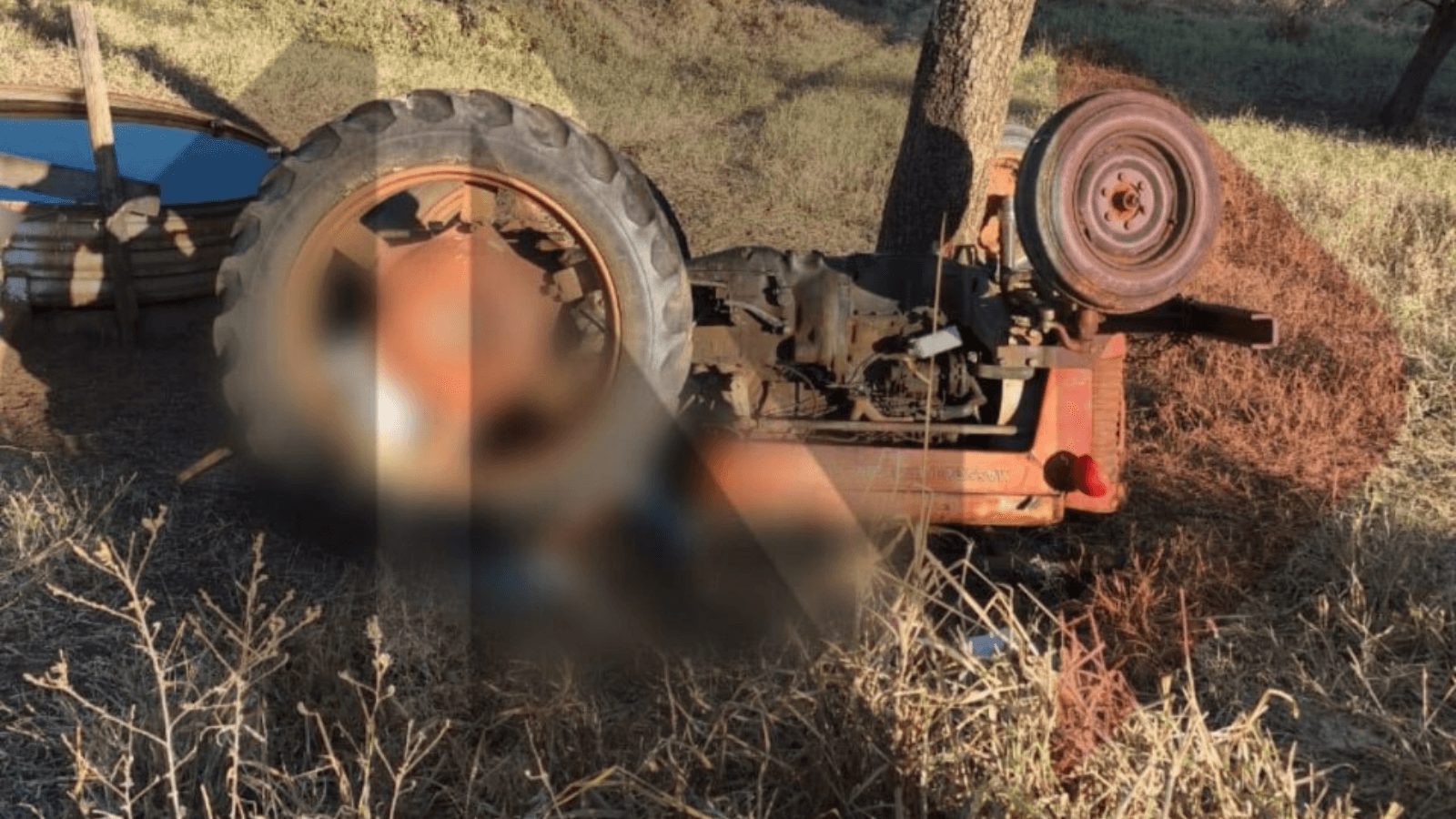 Trator tomba e mata idoso de 80 anos na zona rural de Bariri