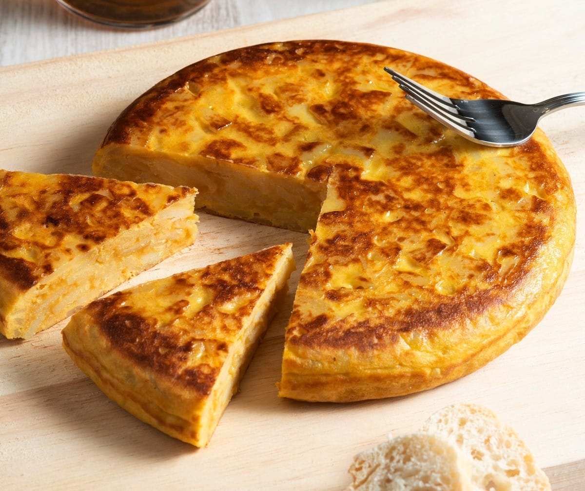 Torta de milho com quiabo tostado e torresmo do chef Bruno Hashimoto | Band Receitas