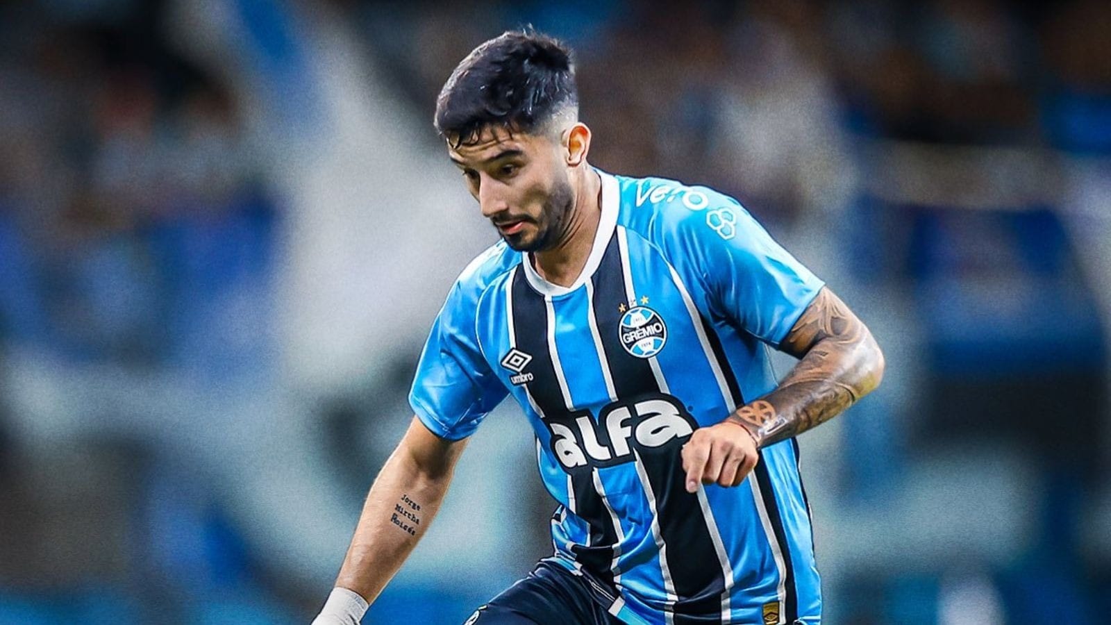 Villasanti tem lesão grave no joelho e será desfalque para o Grêmio em 2025