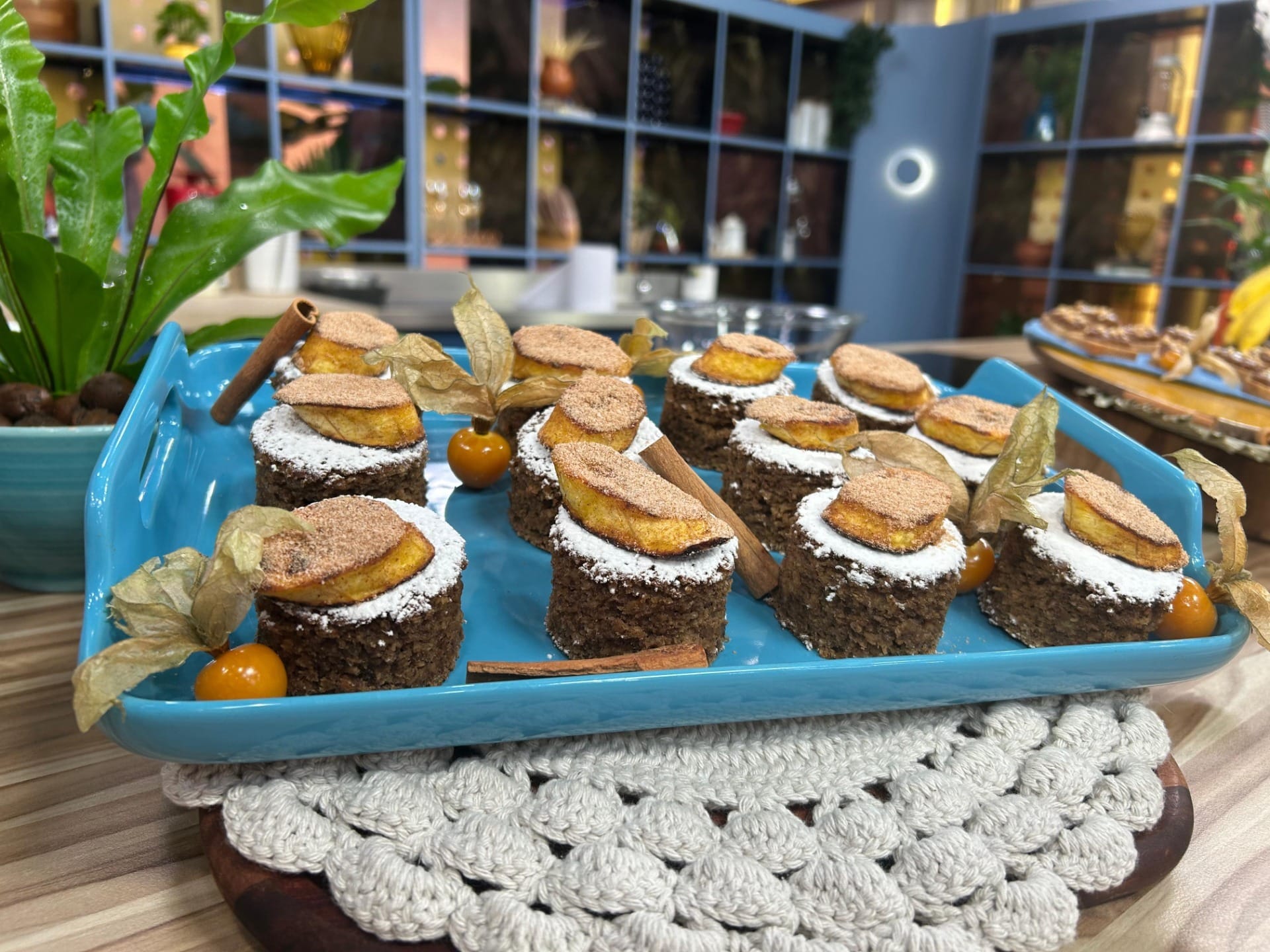 Bolo de banana com canela do chef Bruno Hashimoto | Band Receitas