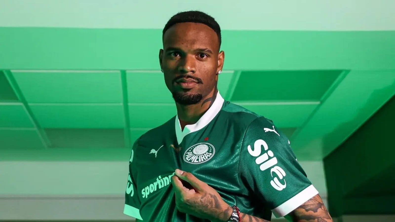 Carlos Miguel será titular do Palmeiras contra o Flamengo