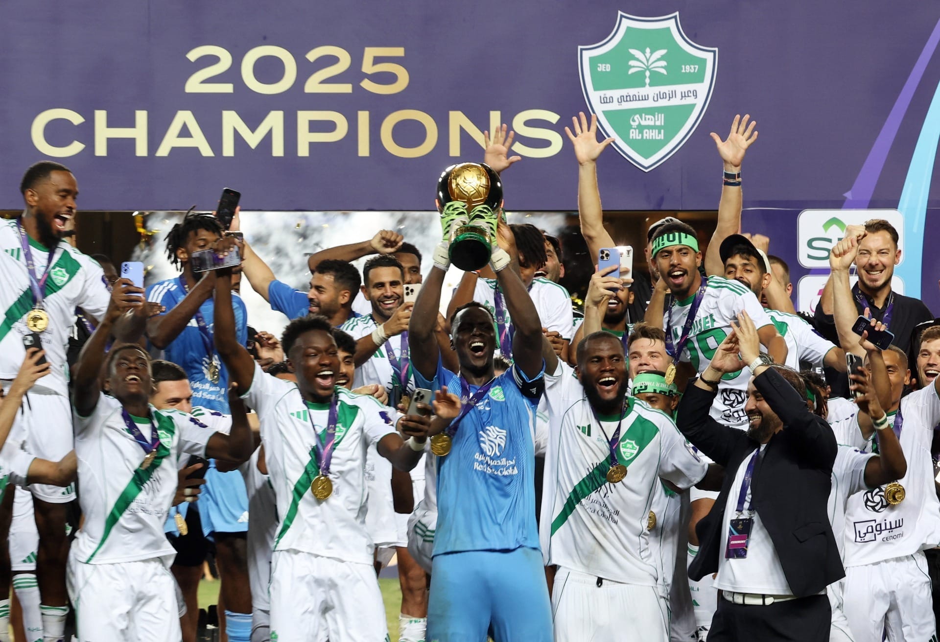Al Ahli vence Supercopa Saudita nos pênaltis, e CR7 segue sem título de peso no Al Nassr