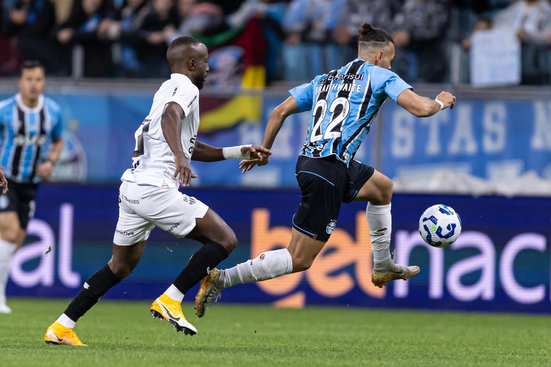 Grêmio decepciona sua torcida ao empatar sem gols com o Ceará pelo Brasileirão